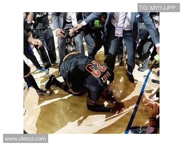 足球明星经典空翻瞬间回顾让我们重温那些令人震撼的精彩时刻 足球明星经典空翻瞬间回顾让我们重温那些令人震撼的精彩时刻