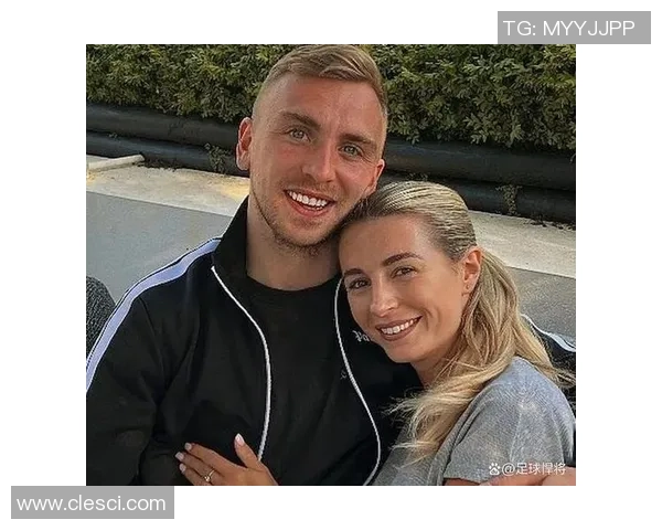 足球明星背后的美丽力量她们如何成就辉煌人生与爱情故事