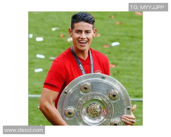 当足球明星化身普通路人体验生活带来的幽默与感动 当足球明星化身普通路人体验生活带来的幽默与感动