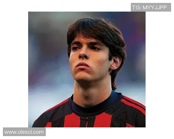 足球明星头像女神级魅力展现与时尚风格的完美结合