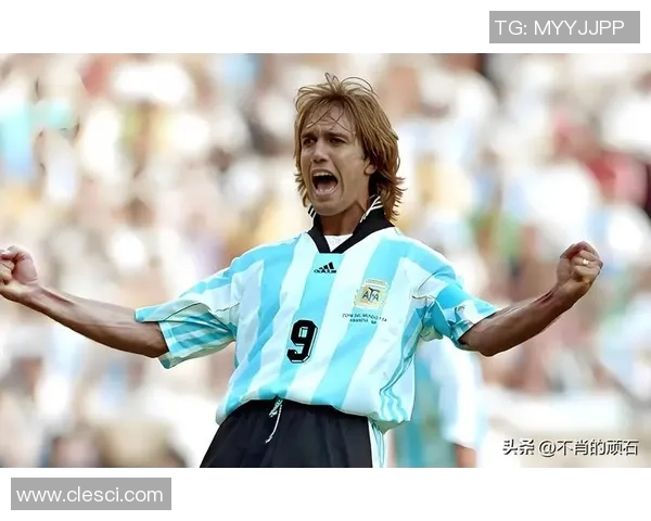 足球明星的辉煌与命运交织人生的无常与荣耀共存