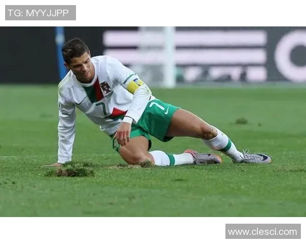 足球明星穆迪的职业生涯成就与影响力解析 足球明星穆迪的职业生涯成就与影响力解析