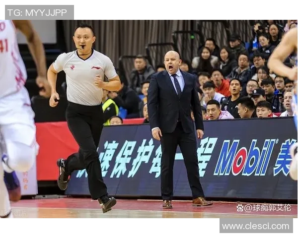 杭州篮球队的灵活性揭秘:从战术到球员的全面解析与展望 杭州篮球队的灵活性揭秘:从战术到球员的全面解析与展望